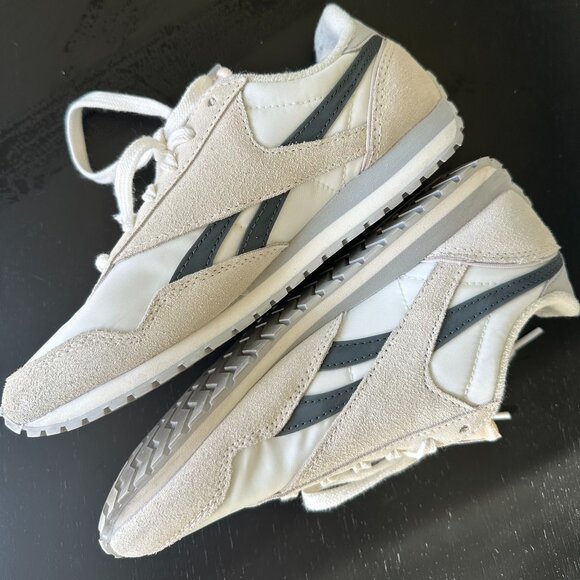 Reebok Classic AZ Shoes in Chalk/Grey - Size 7 - Picture 6 of 9